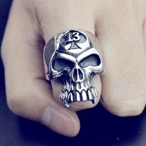 Skull Head Ring